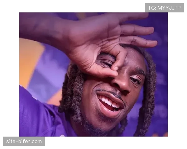 小基恩6次射门打入3球，佛罗伦萨前锋展现高效终结能力